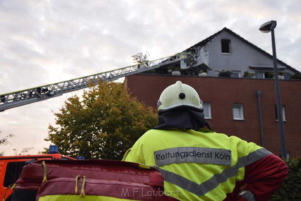 Feuer 2 Y Koeln Suerth Elisabeth Selbertstr P099.JPG - Miklos Laubert